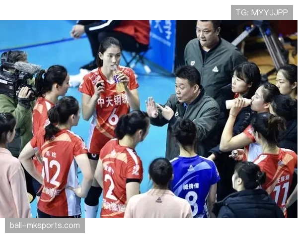 吉马良斯逆风翻盘显韧性，团结精神助球队再创联赛佳绩