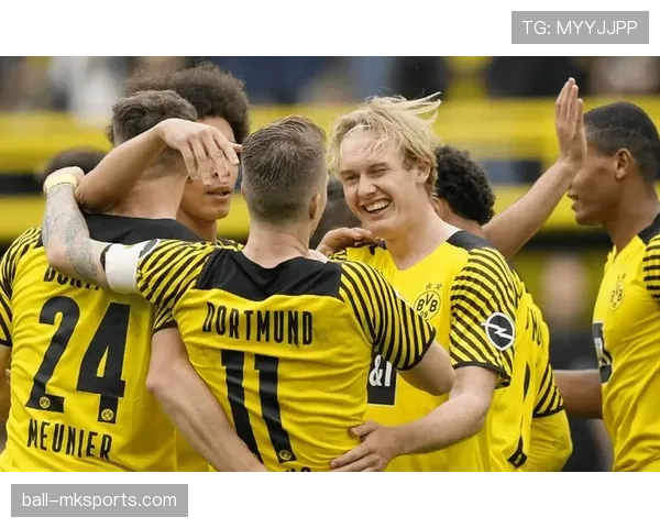 布兰特本赛季在多特蒙德表现稳健，进攻组织持续提升